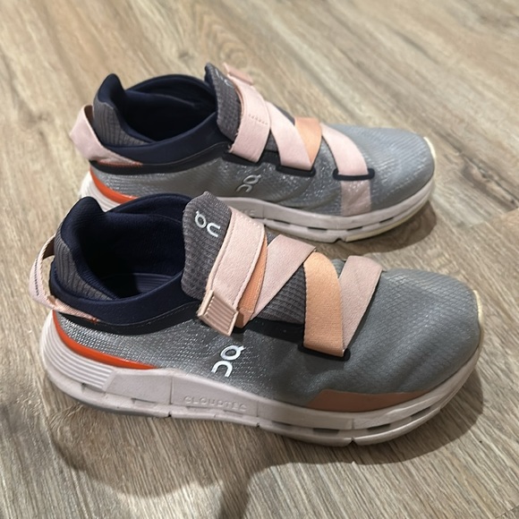 Women’s on running cloudtec swiss engineering size 6 - Picture 2 of 4